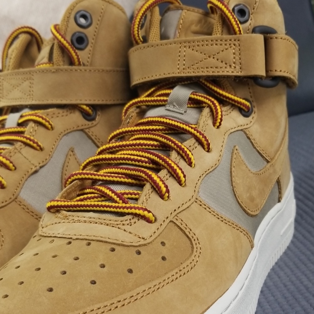 💥SOLD💥Air Force 1 High Premium (GS) Youth/Womens - Picture 6 of 8